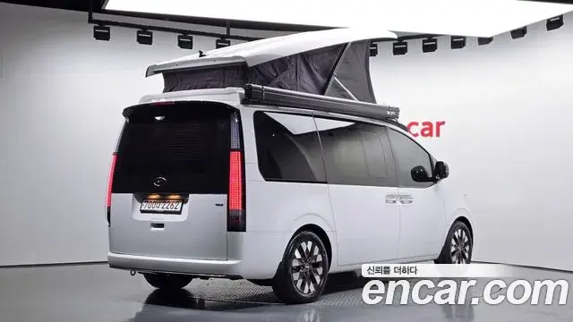 Hyundai Staria 2022 — Photo 5/20