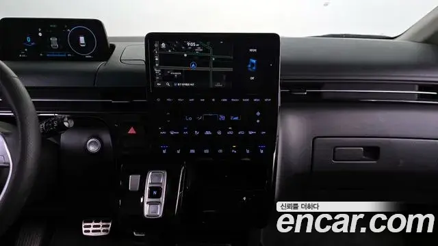 Hyundai Staria 2022 — Photo 11/20
