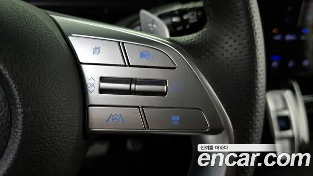 Hyundai Staria 2022 — Photo 16/20