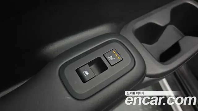 Hyundai Santa Fe 2023 — Photo 17/20