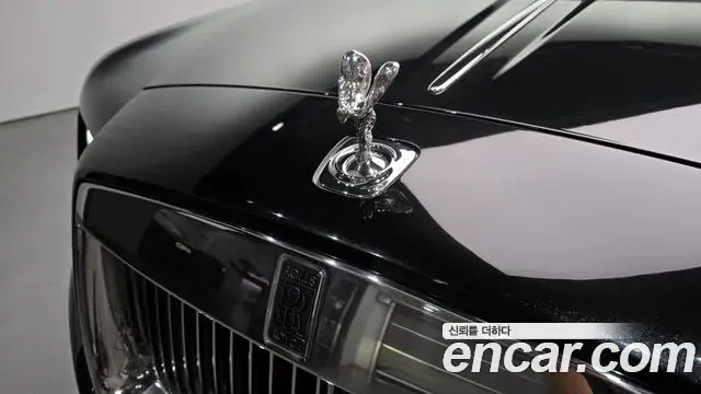 Rolls-Royce Ghost 2020 — ფოტო 17/20