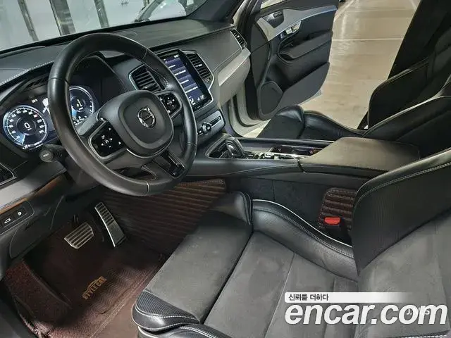 Volvo XC90 2020 — ფოტო 6/20