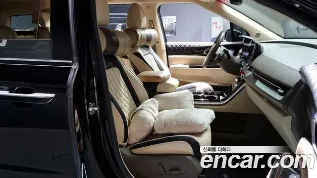 Kia Carnival 2021 — Şəkil 8/20