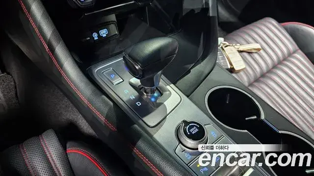 Genesis G70 2019 — ფოტო 15/20