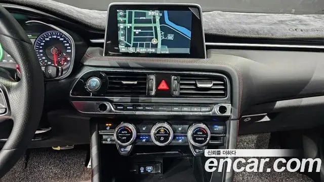 Genesis G70 2019 — ფოტო 9/20
