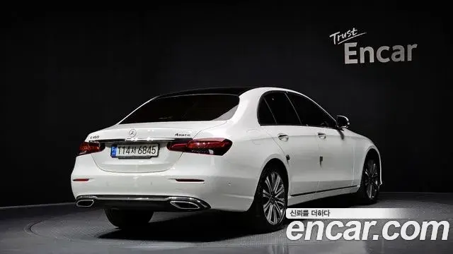Mercedes-Benz E-Class 2022 — Şəkil 3/20