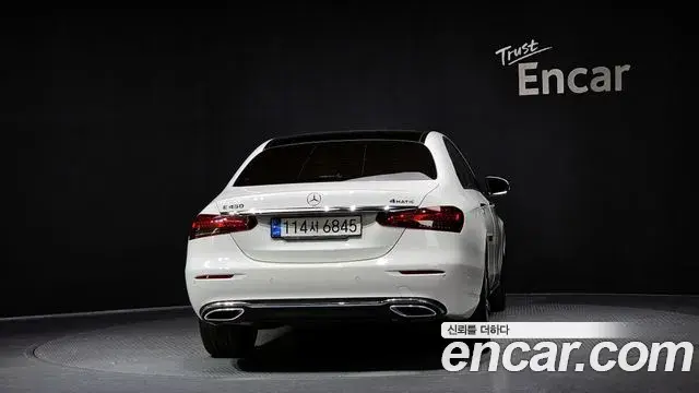 Mercedes-Benz E-Class 2022 — Şəkil 1/20