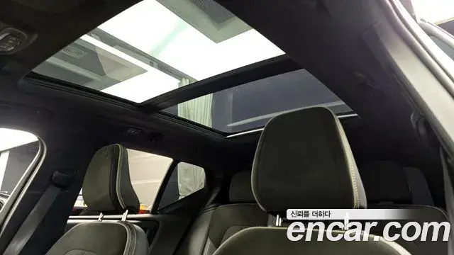 Volvo XC40 2019 — Şəkil 1/20