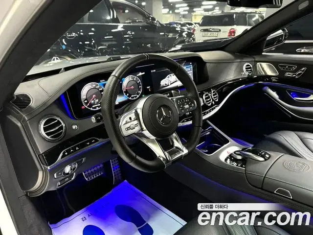 Mercedes-Benz S-Class 2020 — Photo 16/20