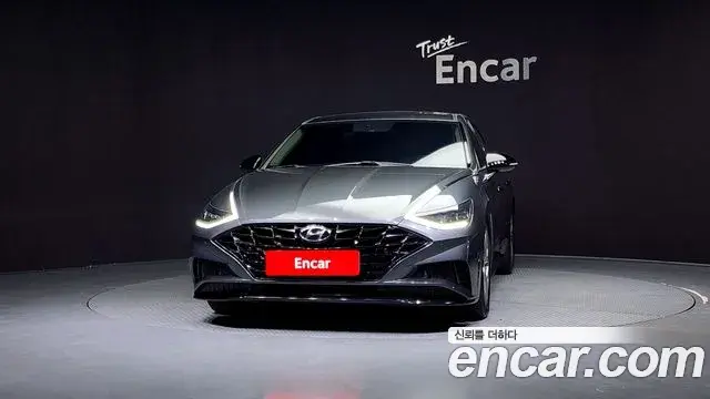 Hyundai Sonata Hybrid 2021 — ფოტო 20/20