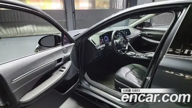Hyundai Sonata Hybrid 2021 — ფოტო 5/20