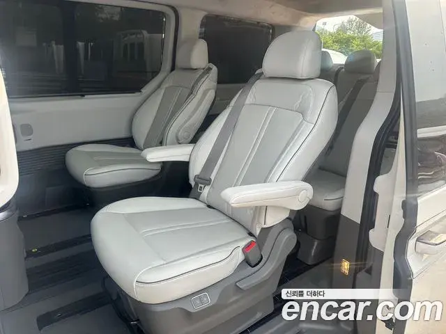 Hyundai Staria 2023 — Şəkil 3/20