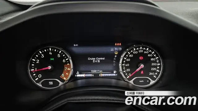 Jeep Renegade 2021 — ფოტო 8/20