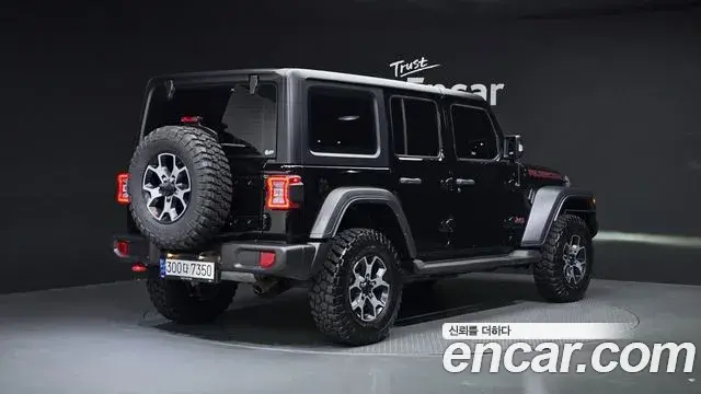 Jeep Wrangler 2023 — ფოტო 15/20