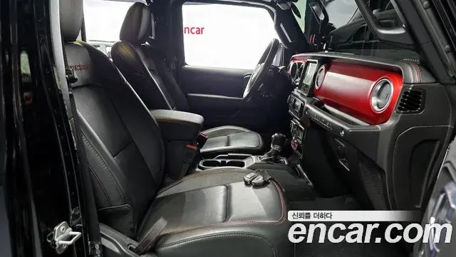 Jeep Wrangler 2023 — ფოტო 11/20