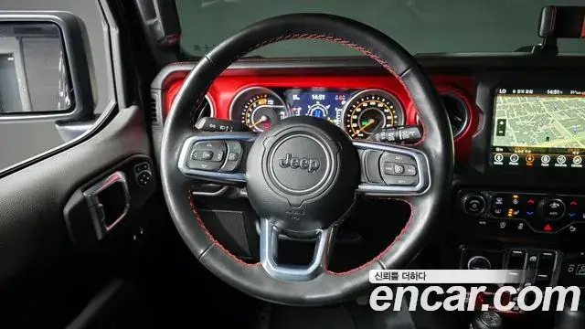 Jeep Wrangler 2023 — ფოტო 8/20