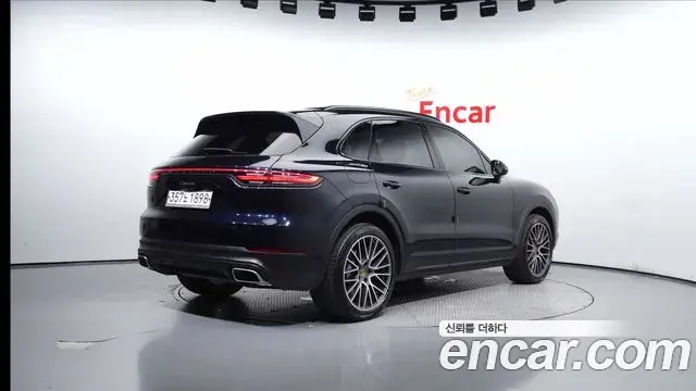 Porsche Cayenne 2019 — Şəkil 19/20
