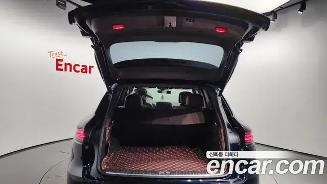 Porsche Cayenne 2019 — Şəkil 11/20
