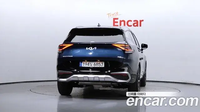 Kia Sportage 2024 — ფოტო 7/20