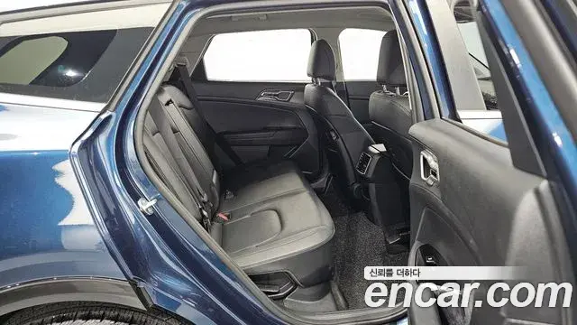 Kia Sportage 2024 — ფოტო 9/20