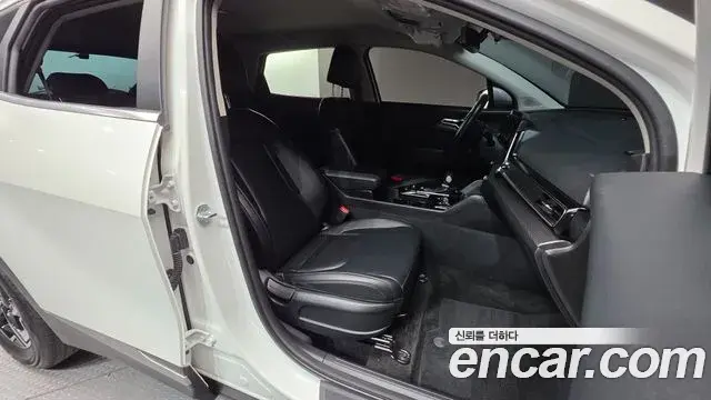 Kia Sportage 2023 — Şəkil 7/20