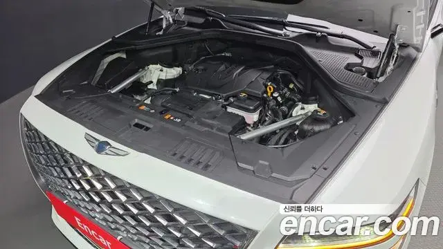 Genesis GV80 2023 — Şəkil 13/20