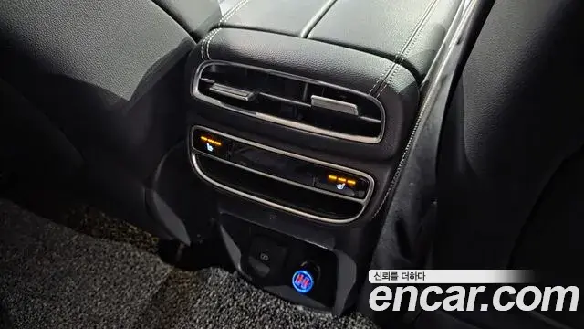 Genesis GV80 2023 — Şəkil 8/20
