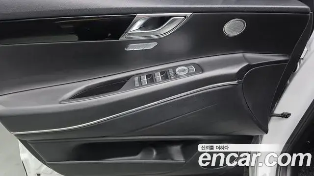 Genesis GV80 2023 — Şəkil 18/20