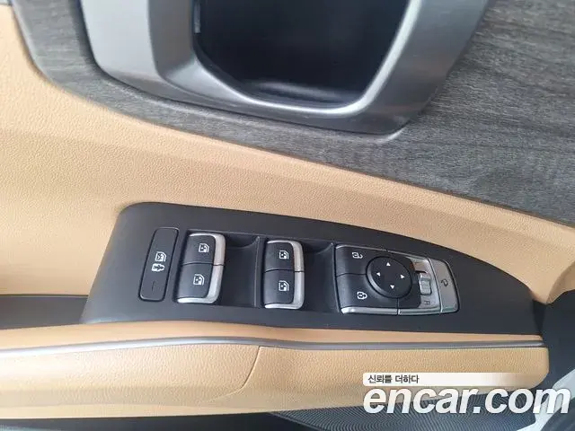Kia Sorento 2021 — ფოტო 18/20
