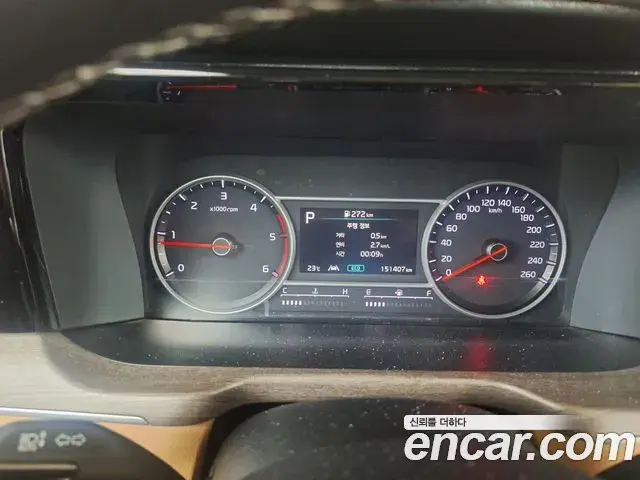 Kia Sorento 2021 — ფოტო 1/20