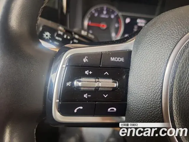 Kia Sorento 2021 — ფოტო 10/20