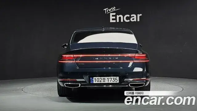 Genesis G90 2022 — Photo 15/20