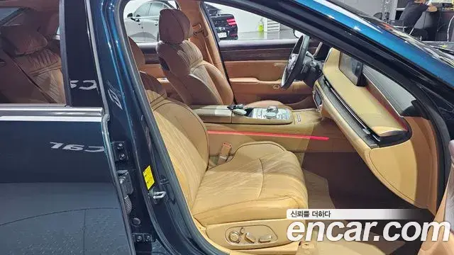 Genesis G90 2022 — Photo 2/20