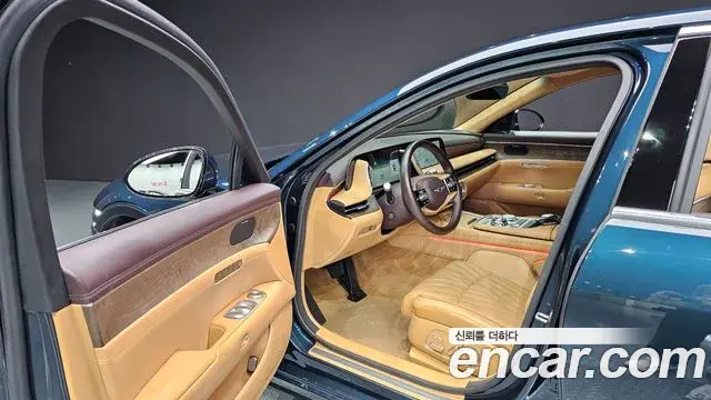Genesis G90 2022 — Photo 19/20