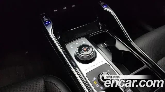 Kia Sorento 2020 — Photo 7/20