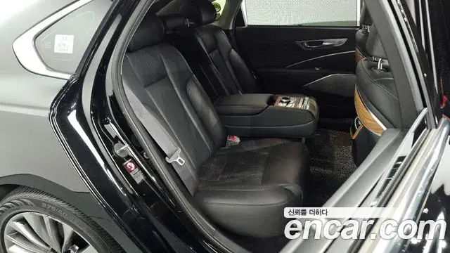 Kia The K9 2021 — Photo 11/20