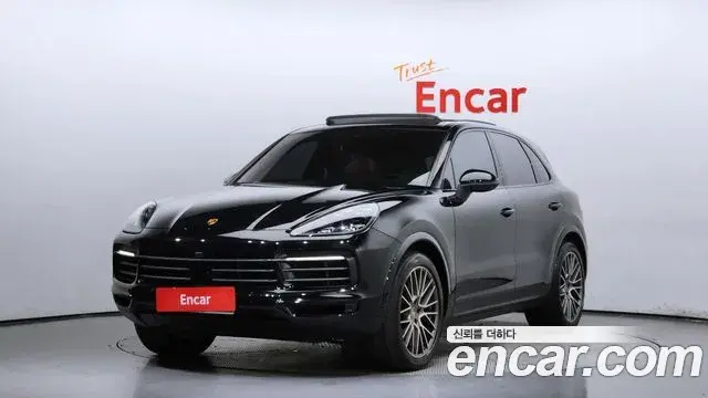 Porsche Cayenne 2023 — Photo 14/20