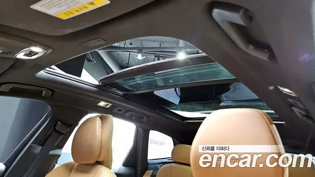 Volvo XC60 2019 — Photo 20/20