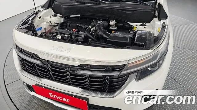 Kia Seltos 2023 — Photo 13/20