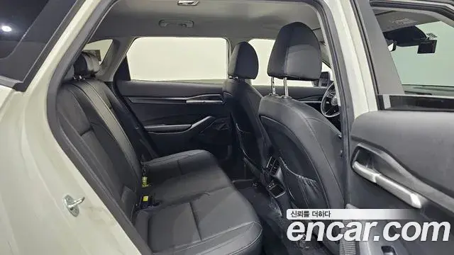 Kia Seltos 2023 — Photo 12/20