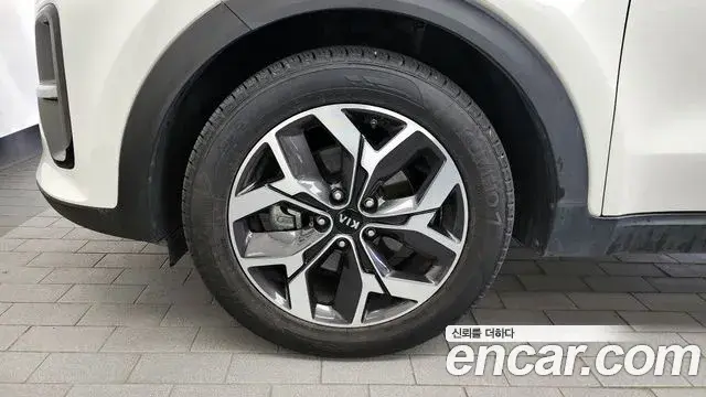 Kia Sportage The Bold 2020 — Фото 4/20