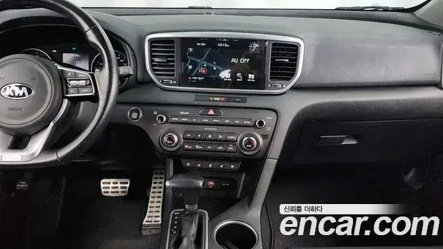 Kia Sportage The Bold 2020 — Фото 14/20