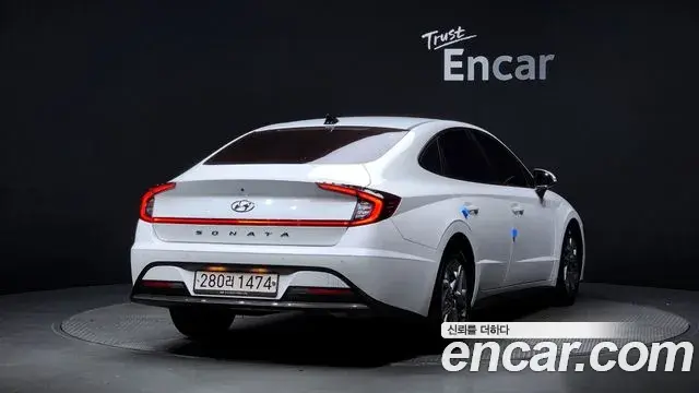 Hyundai Sonata Hybrid 2019 — ფოტო 18/20