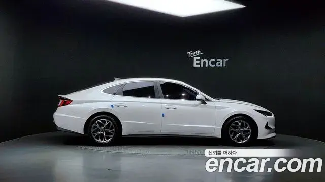 Hyundai Sonata Hybrid 2019 — ფოტო 15/20