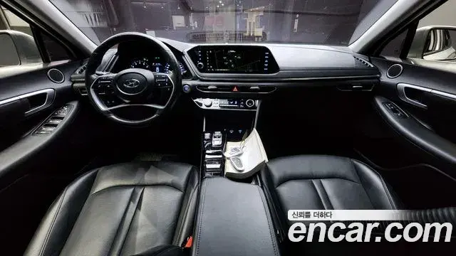 Hyundai Sonata Hybrid 2019 — ფოტო 9/20