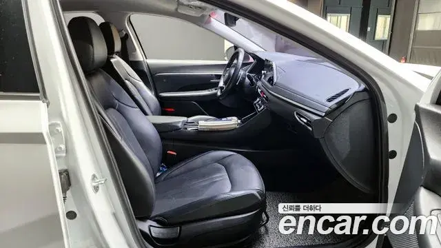 Hyundai Sonata Hybrid 2019 — ფოტო 5/20