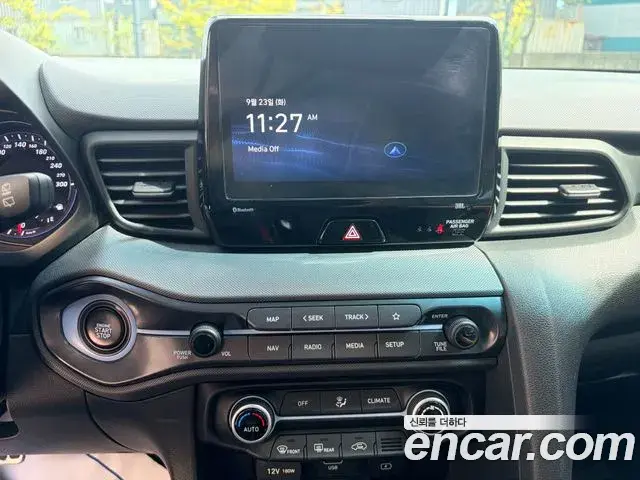 Hyundai Veloster 2020 — Şəkil 10/17