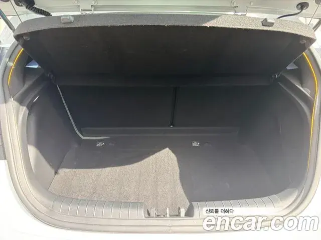 Hyundai Veloster 2020 — Şəkil 5/17