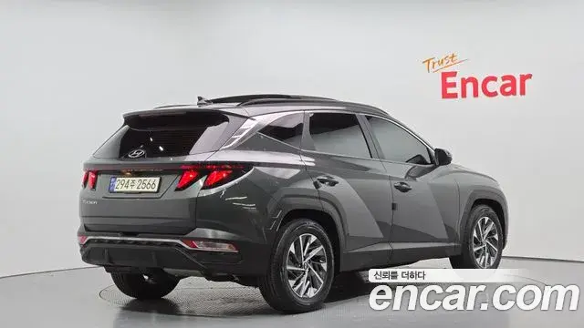 Hyundai Tucson Hybrid 2021 — Photo 11/20