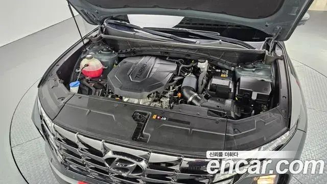 Hyundai Tucson Hybrid 2021 — Photo 18/20